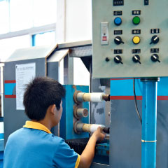 Automatic lathe shop